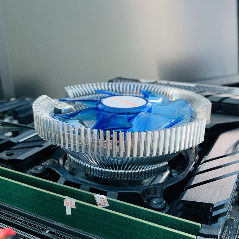 CPU Luchtgekoelde Koeler LED K - Cpu Heatsink recensie en prijs